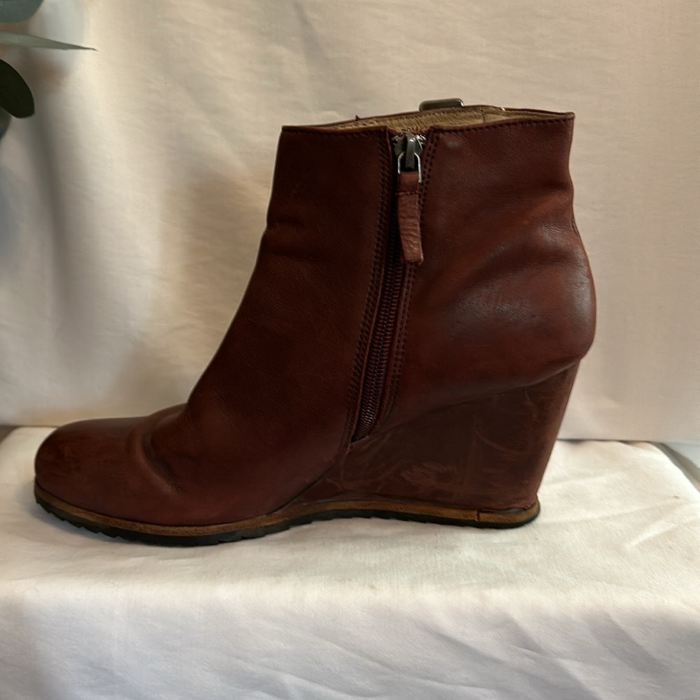 Anthropologie | Biala | distressed | burgundy brown | wedge | 39M/8 | booties - Picture 4 of 16